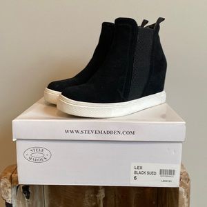 Steve Madden Black Sued Wedge Boots